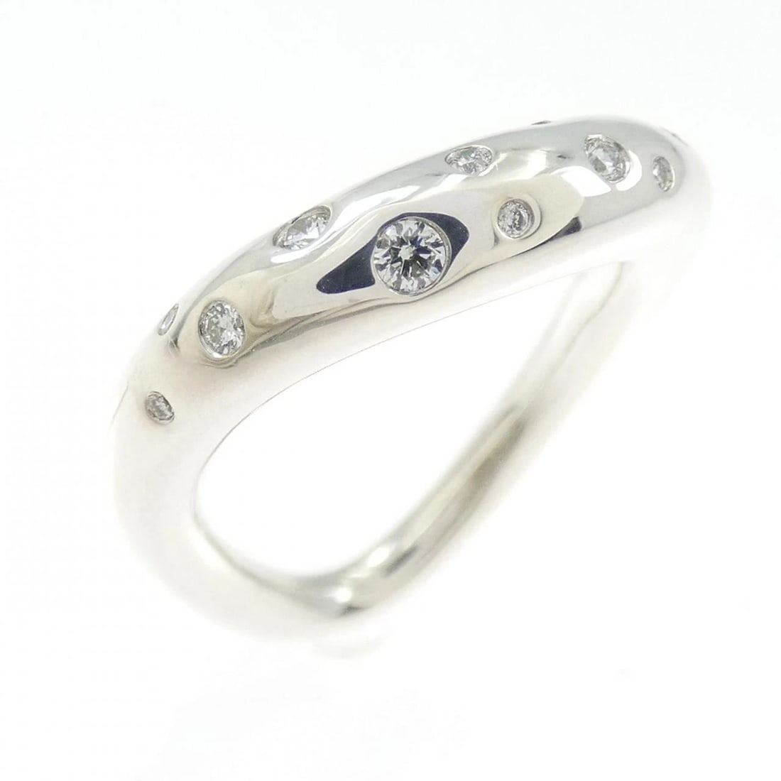 GEORG JENSEN OFFSPRING: Georg Jensen Offspring Brand: Georg Jensen Type/Style: Georg Jensen Ring Material: 925Silver, Main Stone Natural Color: SILVER Size: 6 - 6.5 US Accessories: None Accessories Notice: When purchasing