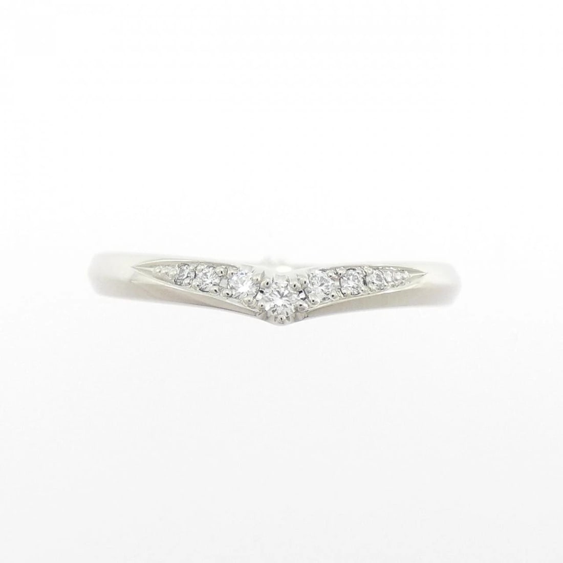 PT950 DIAMOND RING: PT950 Diamond Ring Brand: Unbranded Type/Style: Diamond Ring Material: Platinum950, Main Stone Natural Color: SILVER Size: US4 1/4 Accessories: None Accessories Notice: When purchasing pre-owned