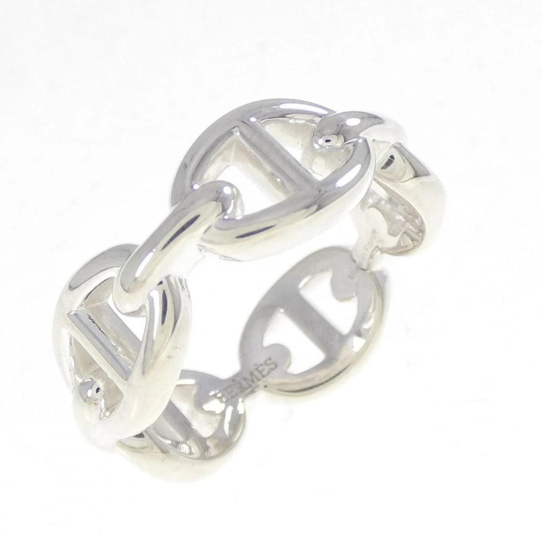HERMES CHAINE D'ANCRE ENCHAINE RING: Hermes Chaine d'Ancre Enchaine Ring Brand: HERMES Type/Style: Hermes Ring Material: 925Silver, Color: SILVER Size: US6 1/4(52) Accessories: None Accessories Notice: When purchasing pre-owned goods,
