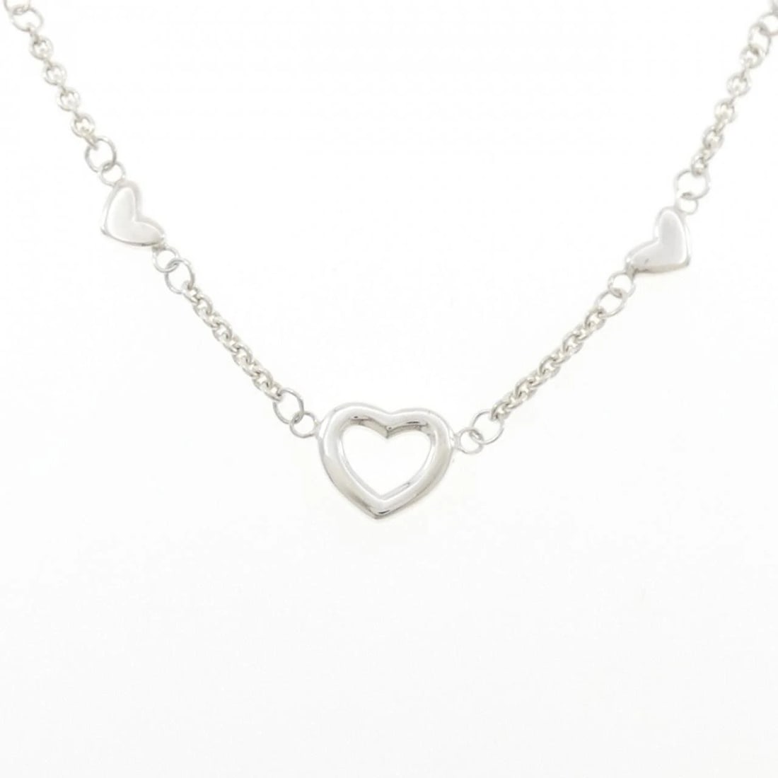 TIFFANY&CO. 925 NECKLACE: TIFFANY&Co. 925 Necklace Brand: TIFFANY&Co. Type/Style: TIFFANY&Co. Necklace Material: 925Silver, Color: SILVER Size: Length43cm Actual Size Max width approx.: 10.0mm Chain maximum width approx.: 2.1m