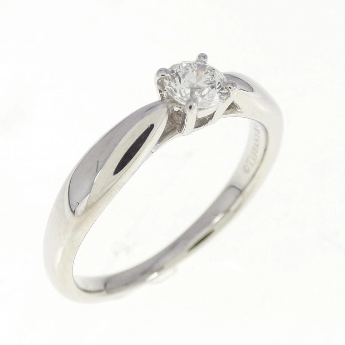 TIFFANY & CO. HARMONY RING: TIFFANY & Co. Harmony Ring Brand: TIFFANY&Co. Type/Style: TIFFANY & Co. Ring Material: Platinum950, Main Stone Natural Color: SILVER Size: US4 Accessories: None Accessories Notice: When purchasing