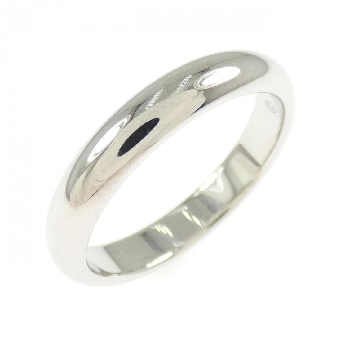 CARTIER WEDDING RING: Cartier Wedding Ring Brand: CARTIER Type/Style: Cartier Ring Material: Platinum950, Color: SILVER Size: US6 1/4(52) Accessories: None Accessories Notice: When purchasing pre-owned goods, please refer