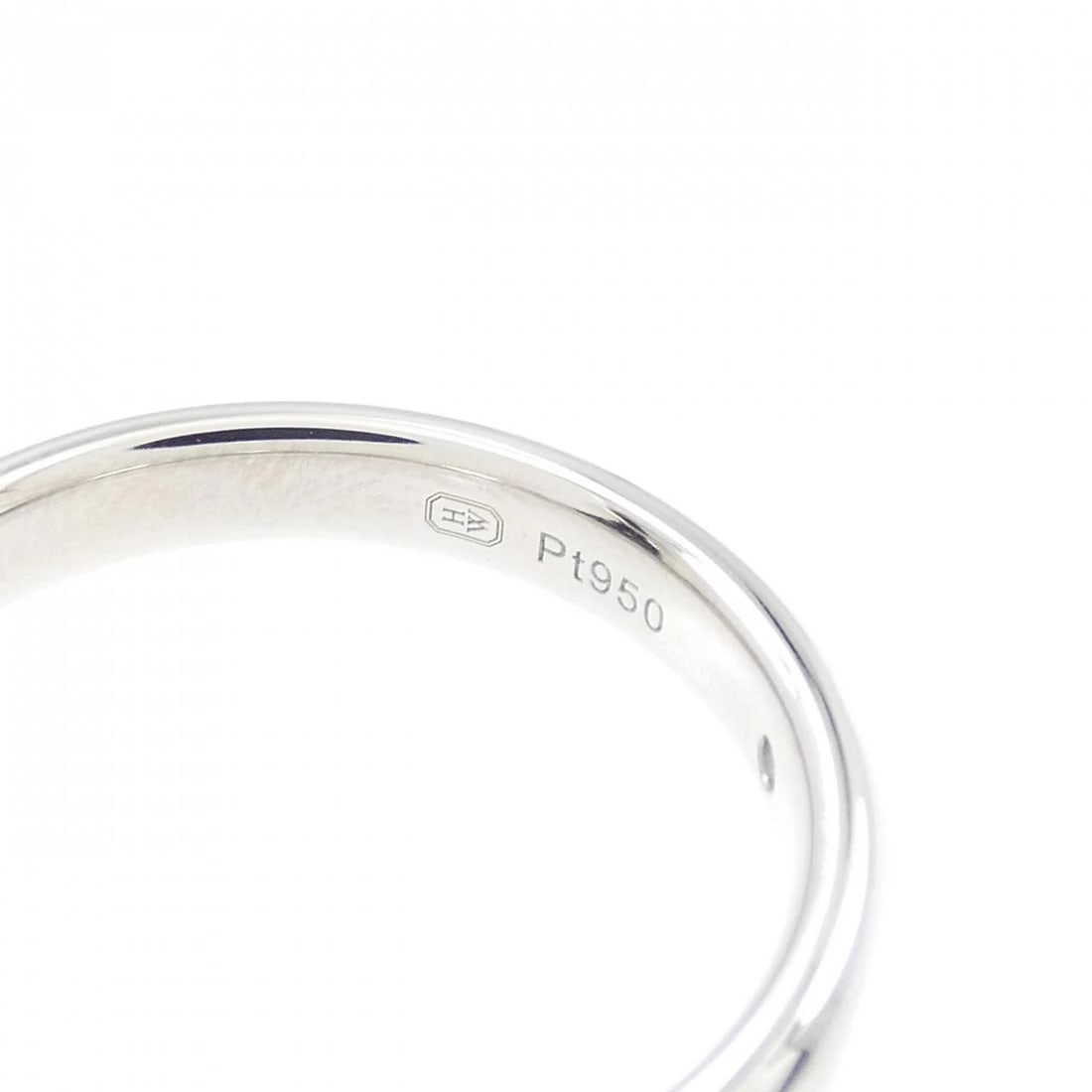HARRY WINSTON ROUND WEDDING RING - 3