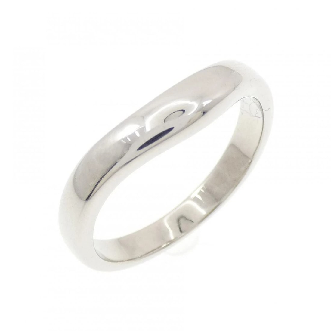 MIKIMOTO PT950 RING: Mikimoto PT950 ring Brand: MIKIMOTO Type/Style: Mikimoto Ring Material: Platinum950, Color: SILVER Size: US5 3/4 Accessories: None Accessories Notice: When purchasing pre-owned goods, please refer to
