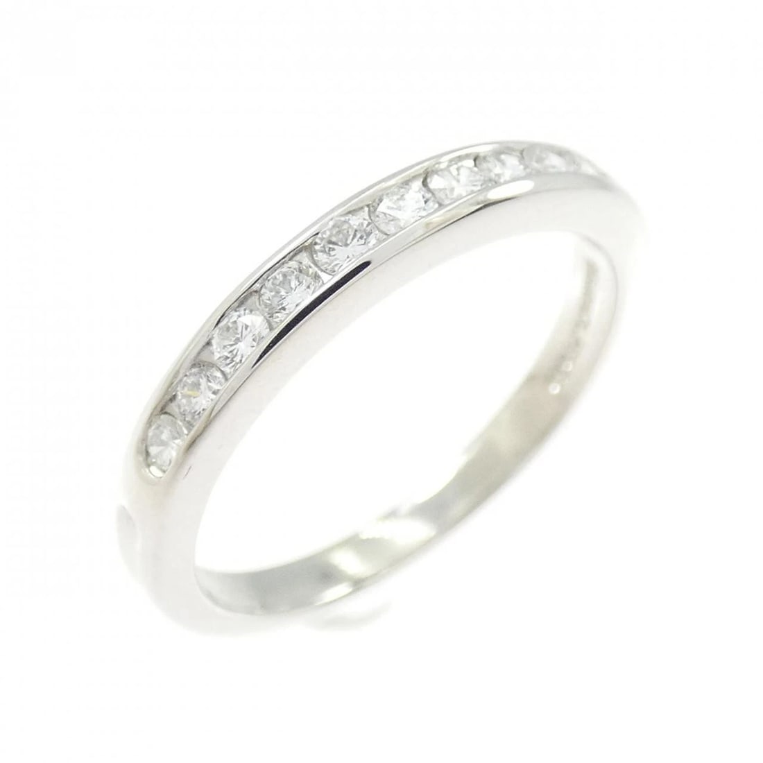 TIFFANY & CO. HALF CIRCLE CHANNEL SETTING RING: TIFFANY & Co. Half Circle Channel Setting Ring Brand: TIFFANY&Co. Type/Style: TIFFANY & Co. Ring Material: Platinum950, Main Stone Natural Color: SILVER Size: US5 Accessories: None Accessories