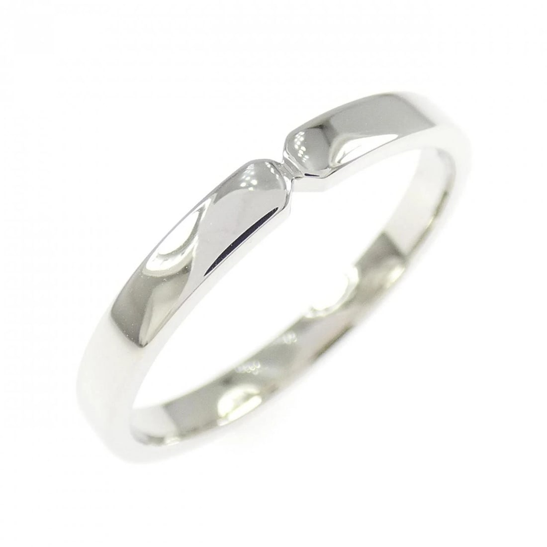 HERMES EVER KELLY RING: Hermes Ever Kelly Ring Brand: HERMES Type/Style: Hermes Ring Material: Platinum950, Color: SILVER Size: US7 1/2(56) Accessories: None Accessories Notice: When purchasing pre-owned goods, please refer
