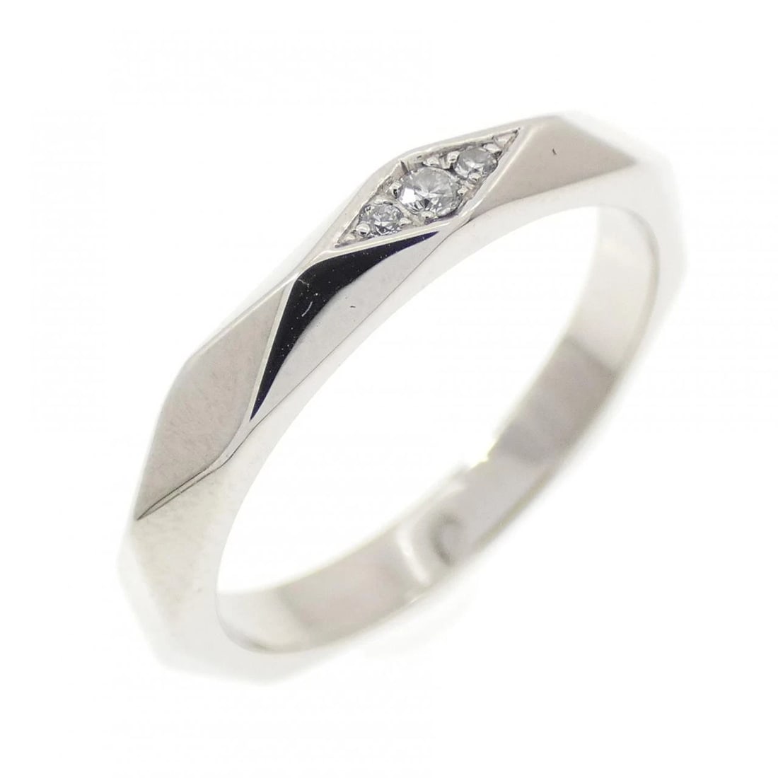 BOUCHERON FACETED RING: Boucheron Faceted Ring Brand: Boucheron Type/Style: Boucheron Ring Material: Platinum950, Main Stone Natural Color: SILVER Size: US4 1/2(48) Accessories: None Accessories Notice: When purchasing