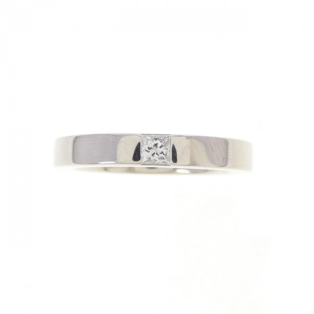 HARRY WINSTON PRINCESS CUT RING - 2