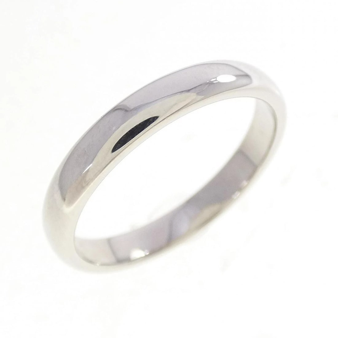 TIFFANY & CO. FOREVER WEDDING BAND RING: TIFFANY & Co. Forever Wedding Band Ring Brand: TIFFANY&Co. Type/Style: TIFFANY & Co. Ring Material: Platinum950, Color: SILVER Size: US6 1/2 Accessories: None Accessories Notice: When purchasing