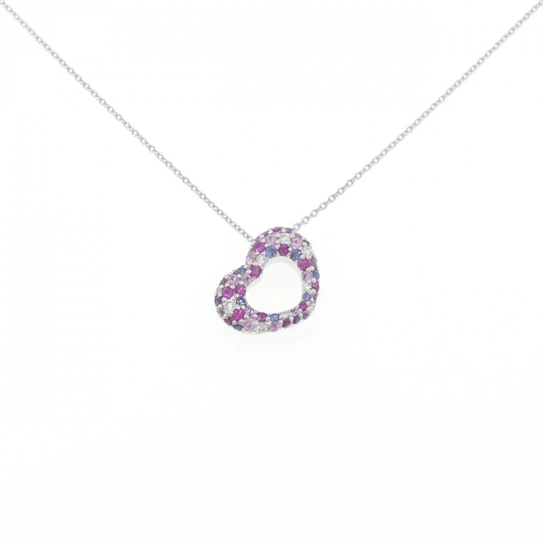 PONTE VECCHIO EMOZIONE MINIMO NECKLACE: Ponte Vecchio Emozione Minimo Necklace Brand: Ponte Vecchio Type/Style: Ponte Vecchio Necklace Material: K18 white gold, Main Stone Sapphire Color: white gold Size: Length36?40cm Actual Size Pendant