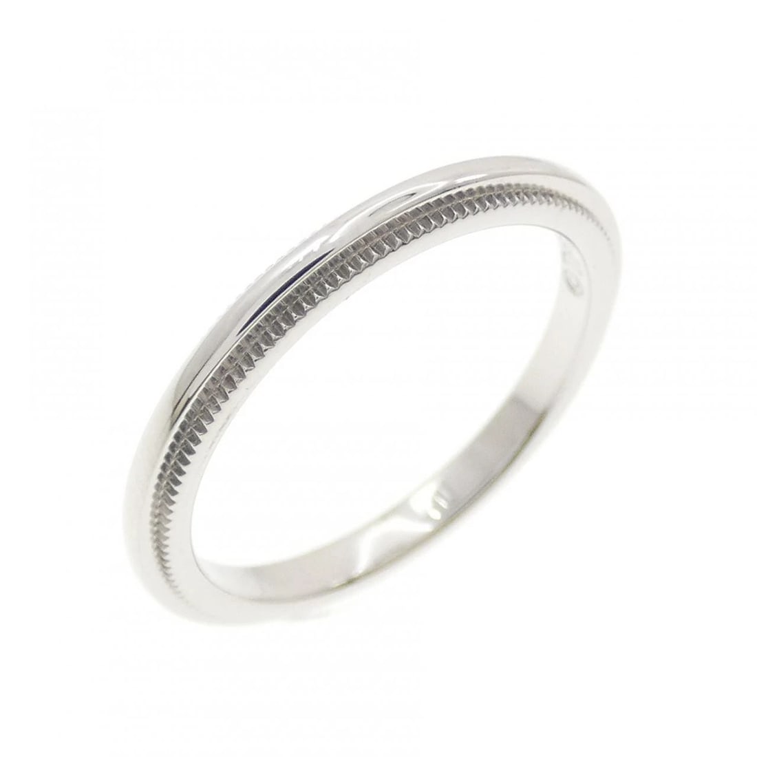 TIFFANY & CO. MILGRAIN RING: TIFFANY & Co. Milgrain Ring Brand: TIFFANY&Co. Type/Style: TIFFANY & Co. Ring Material: Platinum950, Color: silver Size: US4 1/4 Accessories: None Accessories Notice: When purchasing pre-owned goods,