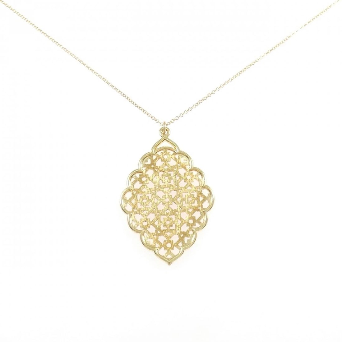 TIFFANY & CO. MARRAKECH NECKLACE: TIFFANY & Co. Marrakech Necklace Brand: TIFFANY&Co. Type/Style: TIFFANY&Co. Necklace Material: 750 yellow gold, Color: Yellow Gold Size: length41cmActual Size Pendant length approx. x width approx.: