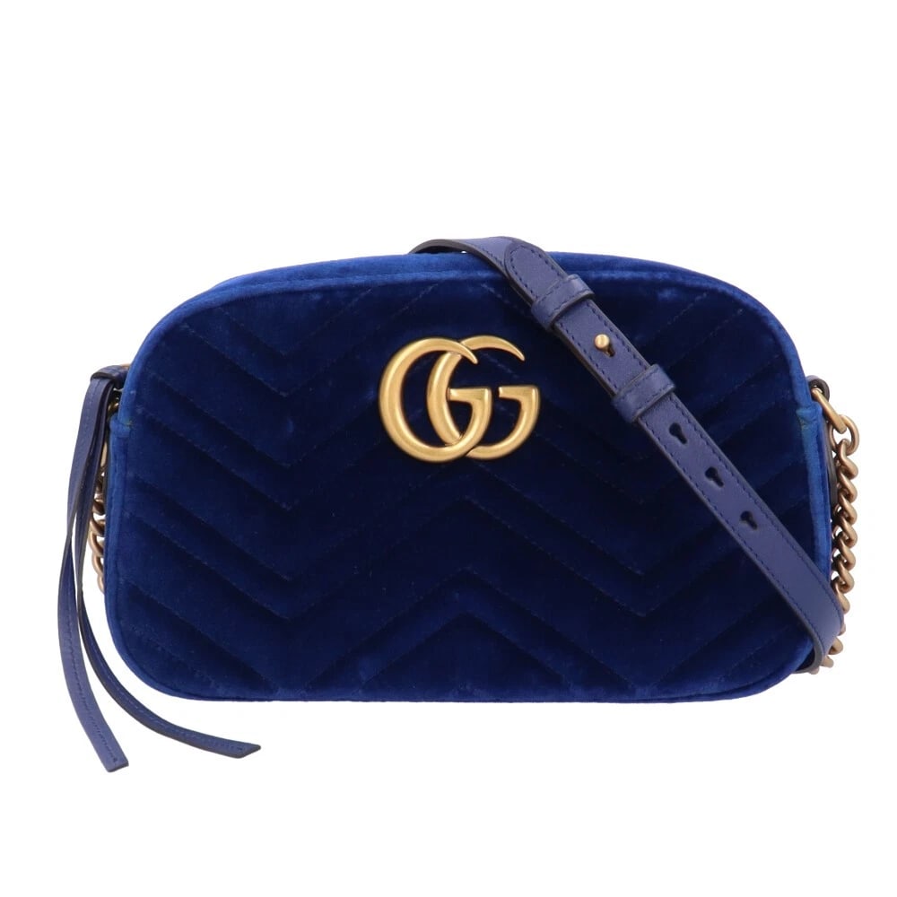 GUCCI SHOULDER BAG CROSS BODY VELOR CHAIN MARMONT: GUCCI Shoulder Bag Cross Body Velor Chain Marmont Brand: GUCCI Type/Style: Shoulder Bag Material: Exterior Material Velor Color: Exterior color blue Size: W9.4 x H5.5 x D2.8inch Accessories: None
