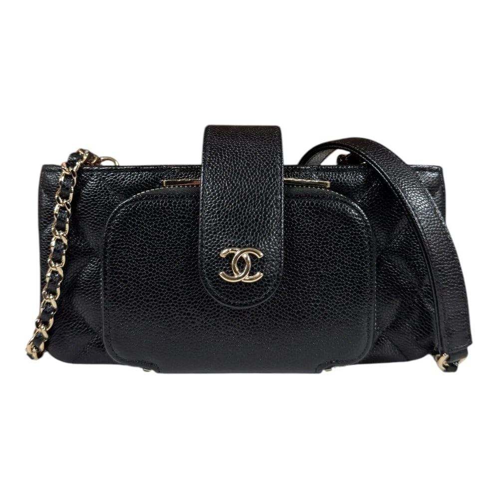 CHANEL SHOULDER BAG CROSS BODY CAVIARSKIN PHONE CASE: CHANEL Shoulder Bag Cross Body Caviarskin Phone case Brand: CHANEL Type/Style: purse Material: Exterior Material Caviarskin Color: Exterior color black Size: W7.1 x H3.5 x D2.2inch Accessories: No