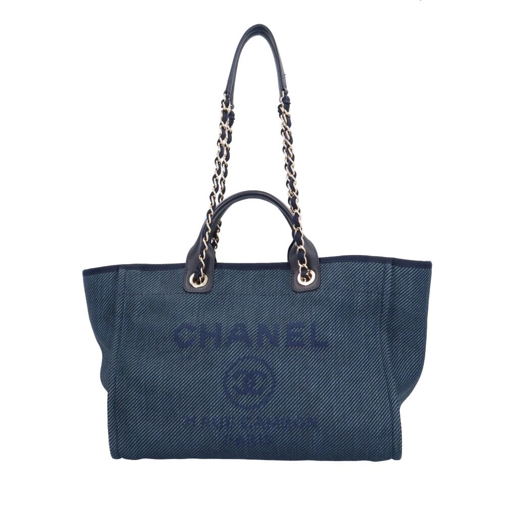 CHANEL SHOULDER BAG STRAW 2WAY DEAUVILLE GM: CHANEL Shoulder Bag straw 2way Deauville GM Brand: CHANEL Type/Style: Shoulder Bag Material: Exterior Material straw Color: Exterior color Navy Size: W15.0 x H11.8 x D8.7inch Handle:11.8inch Acces