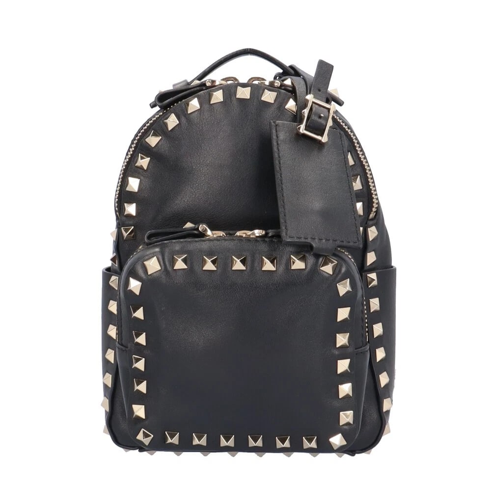 VALENTINO STUDS BACKPACK DAYPACK LEATHER: Valentino Studs Backpack Daypack leather Brand: Valentino Type/Style: Daypack Material: Exterior Material leather Color: Exterior color black Size: W6.3 x H8.3 x D2.8inch Handle:3.1inch Accessories: