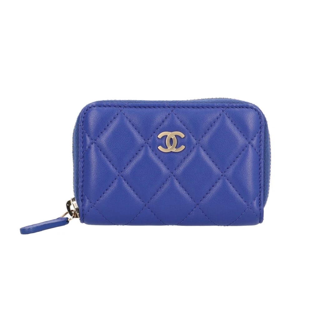 CHANEL COIN PURSE LAMBSKIN ZIP COIN PURSE: CHANEL coin purse lambskin Zip coin purse Brand: CHANEL Type/Style: coin purse Material: Exterior Material lambskin Color: Exterior color blue Size: W4.1 x H3.0x D0.8inch Accessories: None