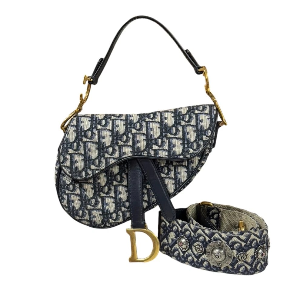 DIOR SHOULDER BAG CANVAS 2WAY BAG MINI: Dior Shoulder Bag canvas 2way bag mini Brand: Dior Type/Style: Shoulder Bag Material: Exterior Material canvas Color: Exterior color Navy Size: W7.1 x H5.7 x D2.0inch Handle:13.0inch Accessories: