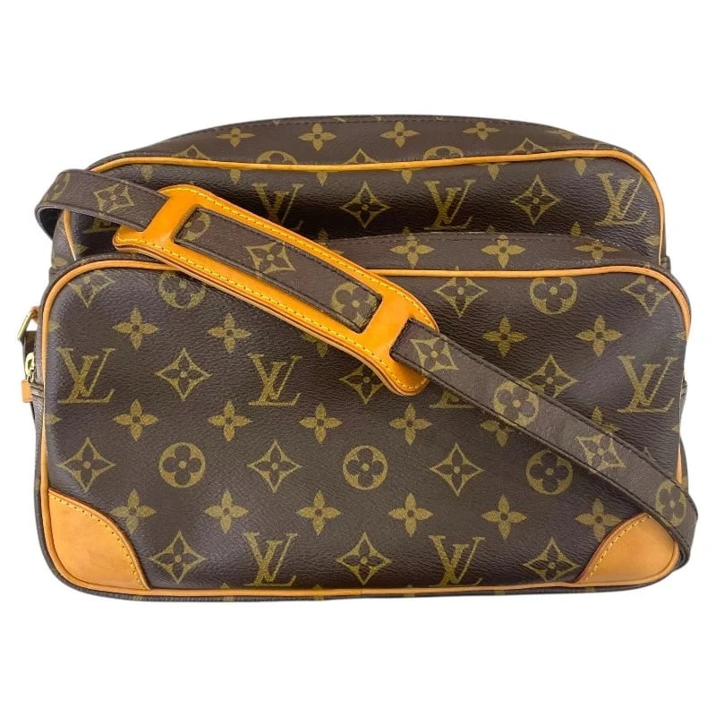LOUIS VUITTON NILE BROWN MONOGRAM SHOULDER BAG: LOUIS VUITTON Nile Brown Monogram Shoulder Bag Brand: LOUIS VUITTON Type/Style: Shoulder Bag Material: Monogram Color: brown Size: W: 27.5cm / H: 22cm / D: 12.5cm Accessories: None Accesso
