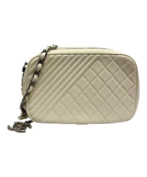 CHANEL COCO BOY CAMERA BAG: CHANEL Coco Boy Camera Bag Brand: CHANEL Type/Style: Camera Bag Material: Cowhide Color: White Size: H:12cm / W:19cm / D:8cm Accessories: None Accessories Notice: When purchasing pre-owned