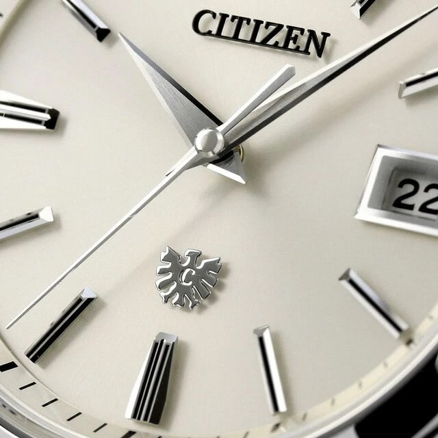 CITIZEN SILVER WATCH - 4