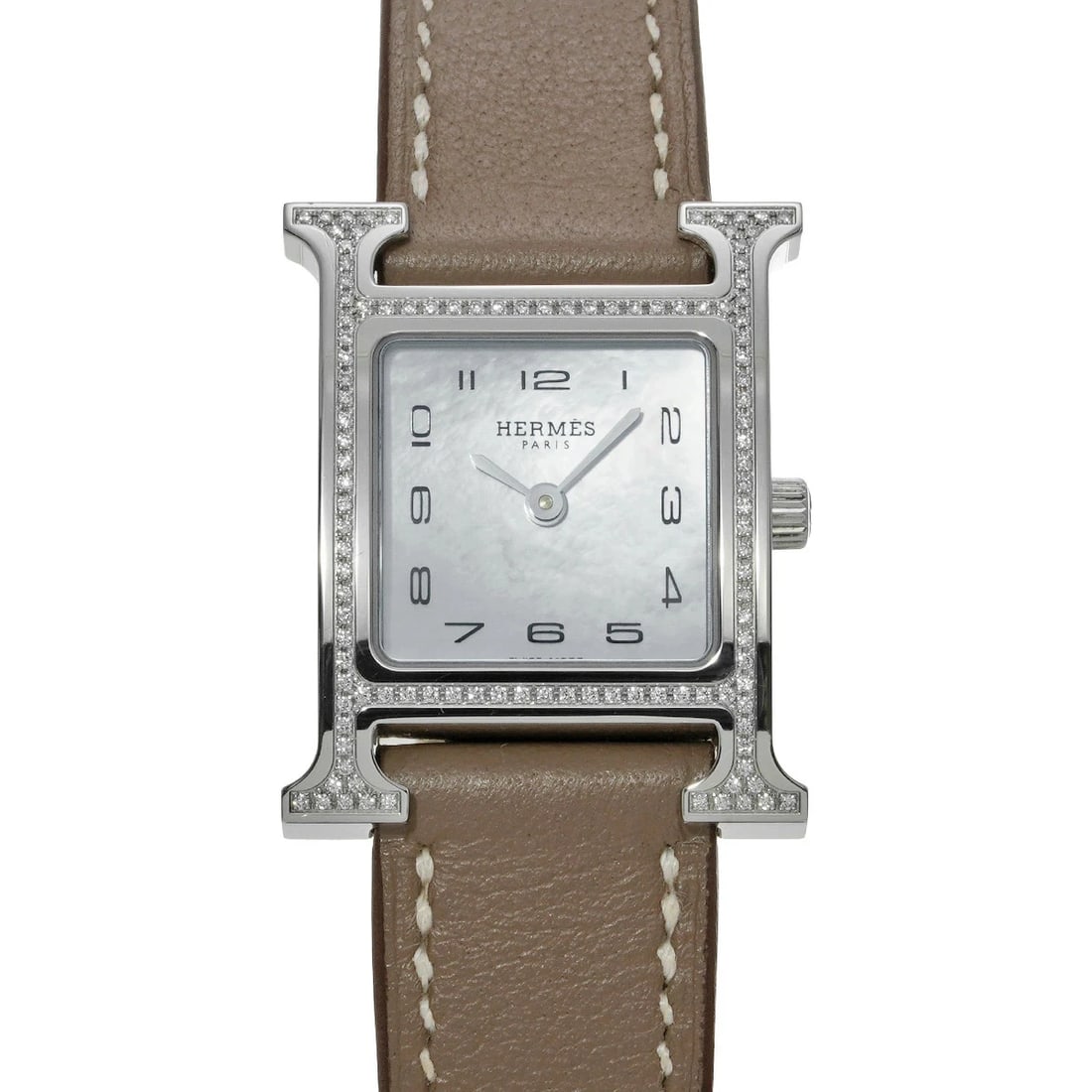 HERMES WHITE WATCH: Hermes White Watch Brand: HERMES Type/Style: Wristwatch Material: Band Material Stainless Case Material Sapphire Crystal Color: Dial Color White Size: Wrist Size 16cm Case Size 30 x 21 mm