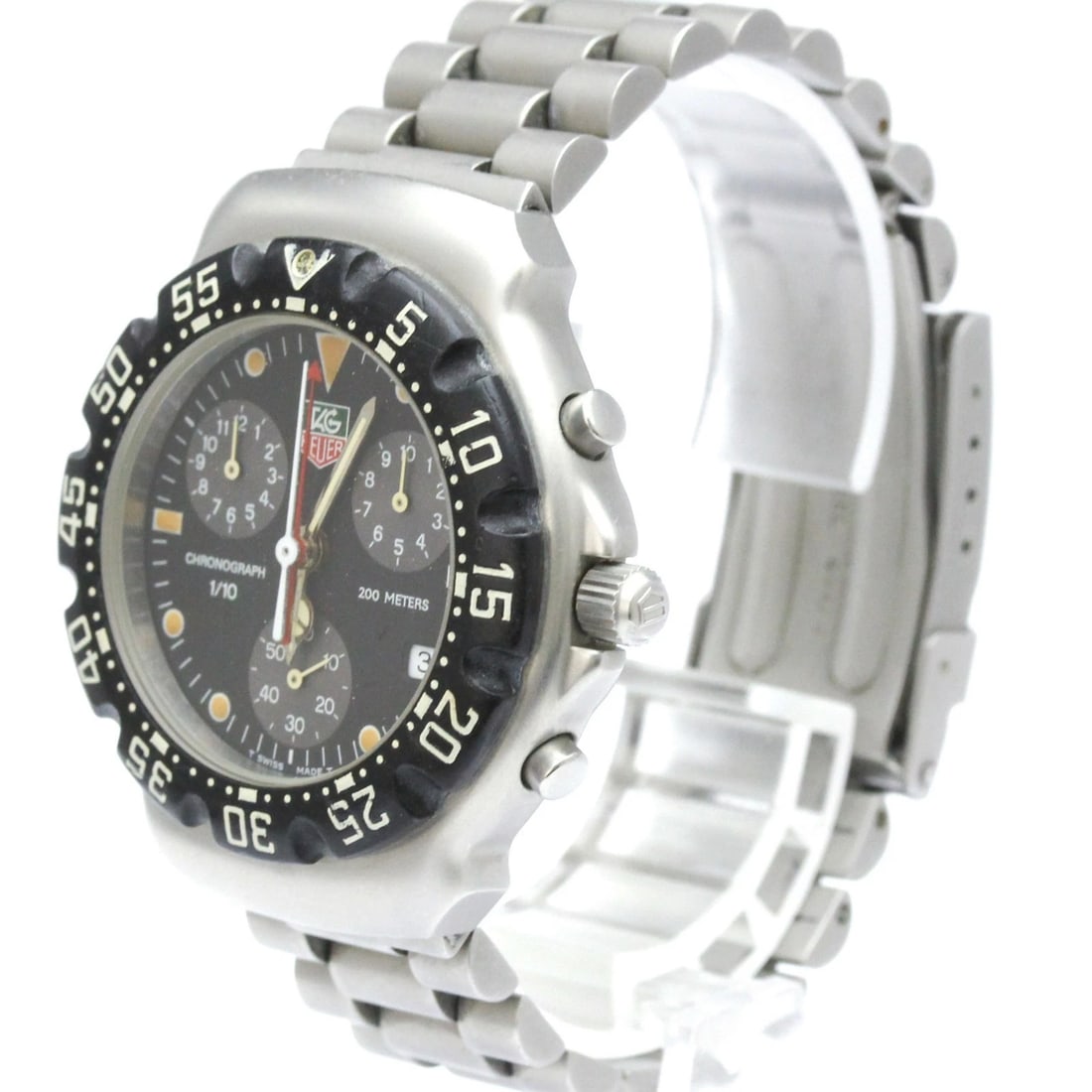 TAG HEUER CHRONOGRAPH STEEL QUARTZ WATCH: Tag Heuer Chronograph Steel Quartz Watch Brand: Tag Heuer Type/Style: Wristwatch Material: (Case) Carbon, Stainless steel (Band) Stainless steel Color: Dial Color Black Size: Case Diameter 38mm /