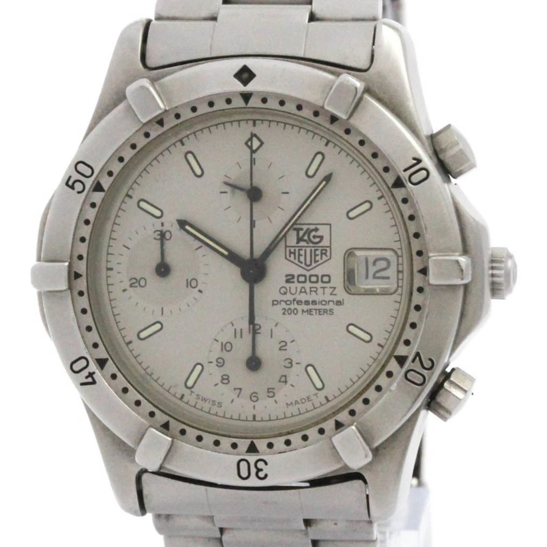 TAG HEUER STEEL QUARTZ WATCH: Tag Heuer Steel Quartz Watch Brand: Tag Heuer Type/Style: Wristwatch Material: (Case) Stainless steel (Band) Stainless steel Color: Dial Color Silver Size: Case Diameter 38mm / 1.5inch Accessories: