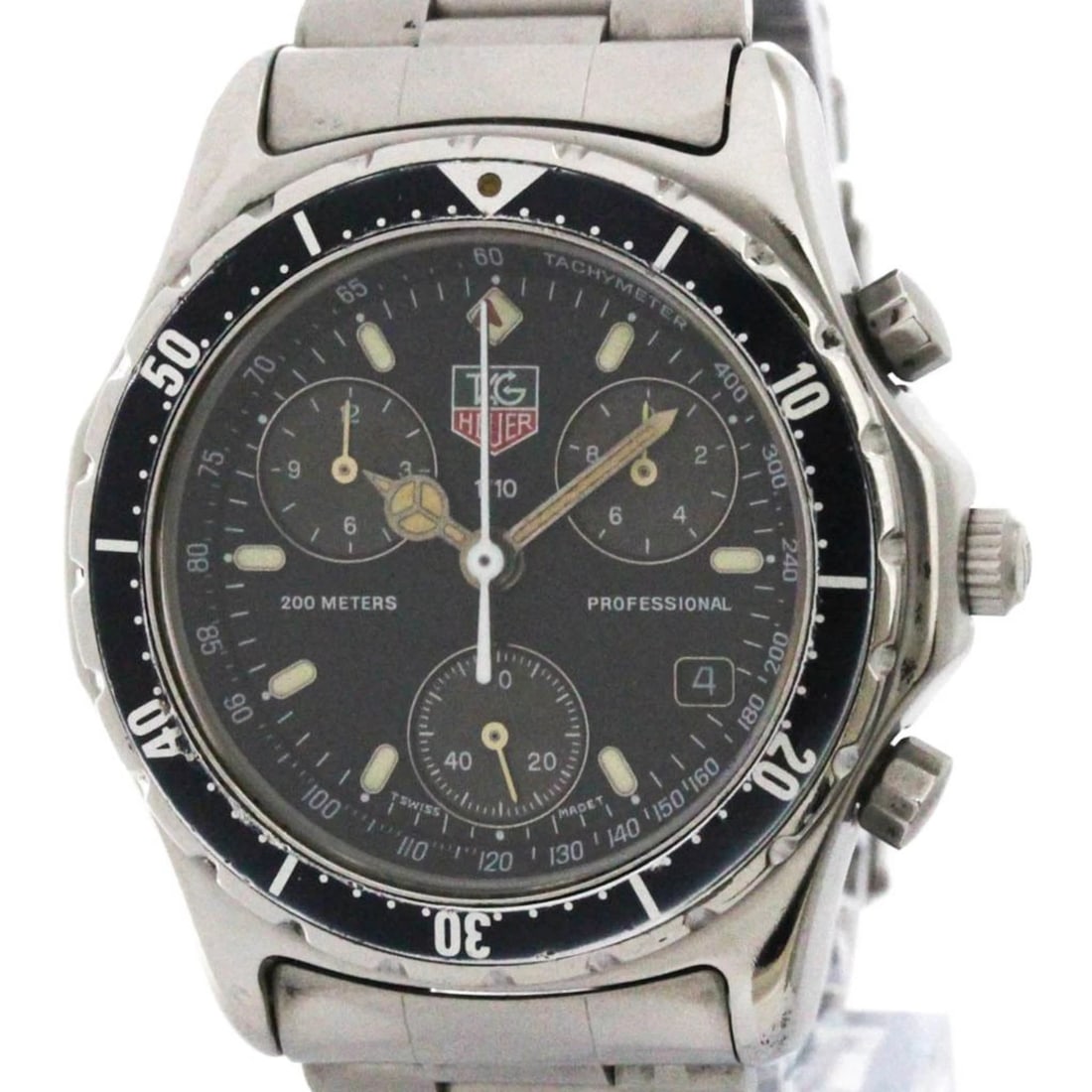 TAG HEUER PROFESSIONAL CHRONOGRAPH STEEL QUARTZ WATCH: Tag Heuer Professional Chronograph Steel Quartz Watch Brand: Tag Heuer Type/Style: Wristwatch Material: (Case) Stainless steel (Band) Stainless steel Color: Dial Color Black Size: Case Diameter 37mm /