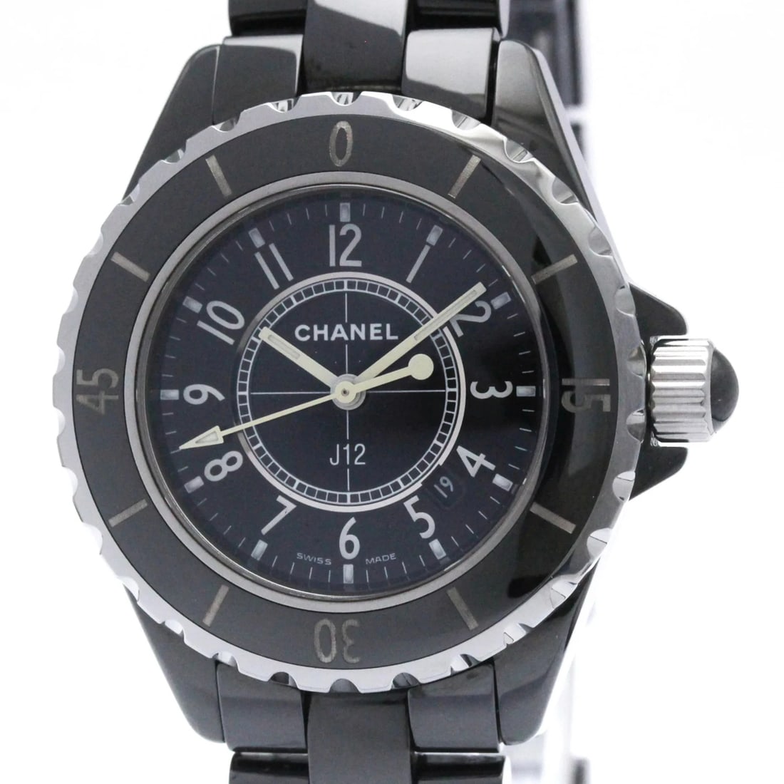 CHANEL J12 CERAMIC QUARTZ WATCH: Chanel J12 Ceramic Quartz Watch Brand: Chanel Type/Style: Wristwatch Material: (Case) Ceramic (Band) Ceramic Color: Dial Color Black Size: Case Diameter 33mm / 1.3inch Accessories: None Ac