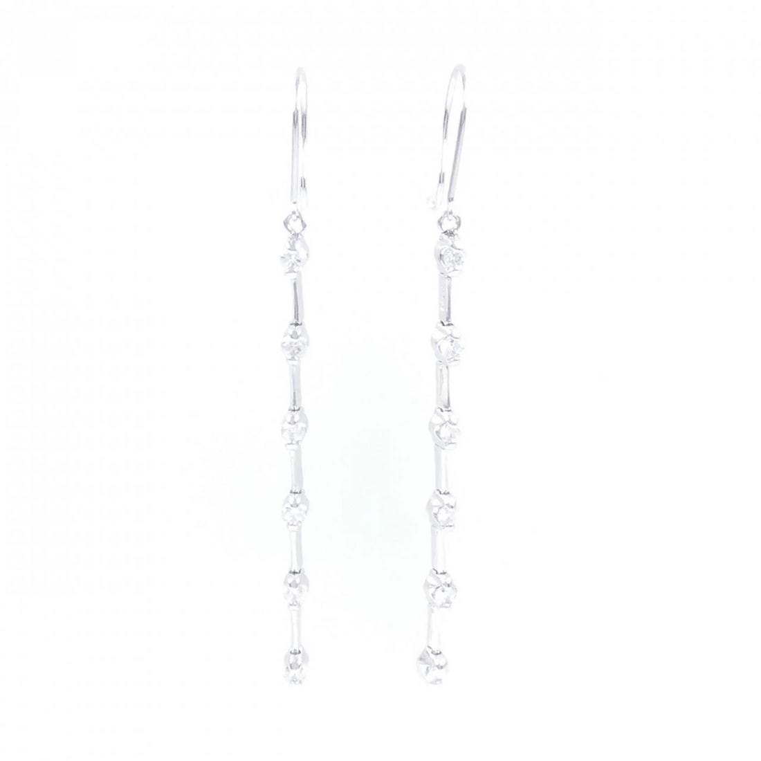 K18WG/K14WG DIAMOND PIERCE: K18WG/K14WG Diamond Pierce Brand: Unbranded Type/Style: Diamond Pierce/Earring Material: K18WG/K14WG, Color: WG Size: Actual Size Approx. length x width: 46.8mm x 2.6mm Accessories: None A