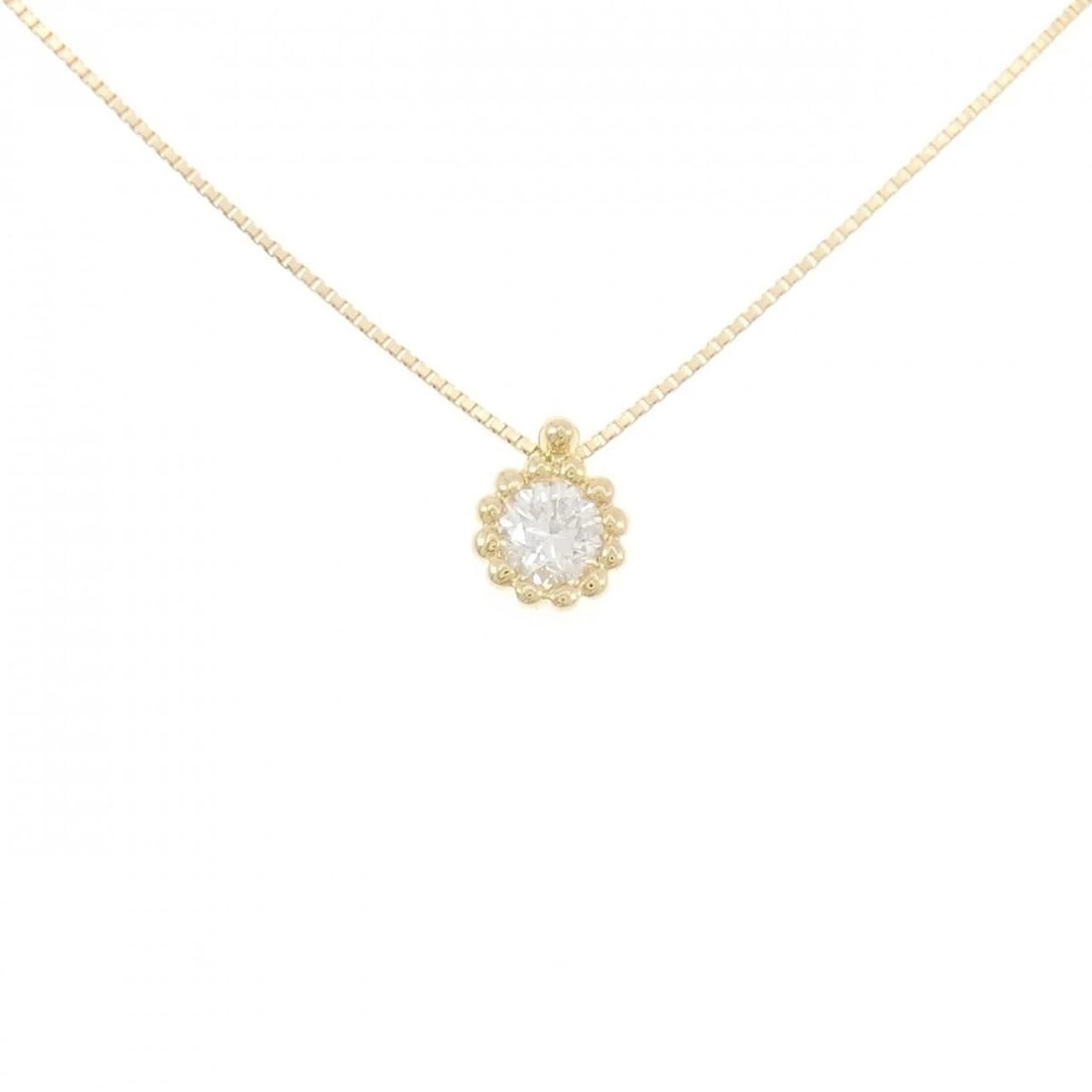 K18YG DIAMOND NECKLACE: K18YG Diamond Necklace Brand: Unbranded Type/Style: Diamond Necklace Material: K18YG, Color: YG Size: Size Length 45cm Accessories: None Accessories Notice: When purchasing pre-owned goods