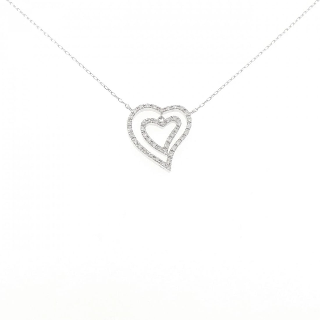 K18WG HEART DIAMOND NECKLACE: K18WG Heart Diamond Necklace Brand: Unbranded Type/Style: Diamond Necklace Material: K18WG, Color: WG Size: Size Length 41cm Accessories: None Accessories Notice: When purchasing pre-owned goods,