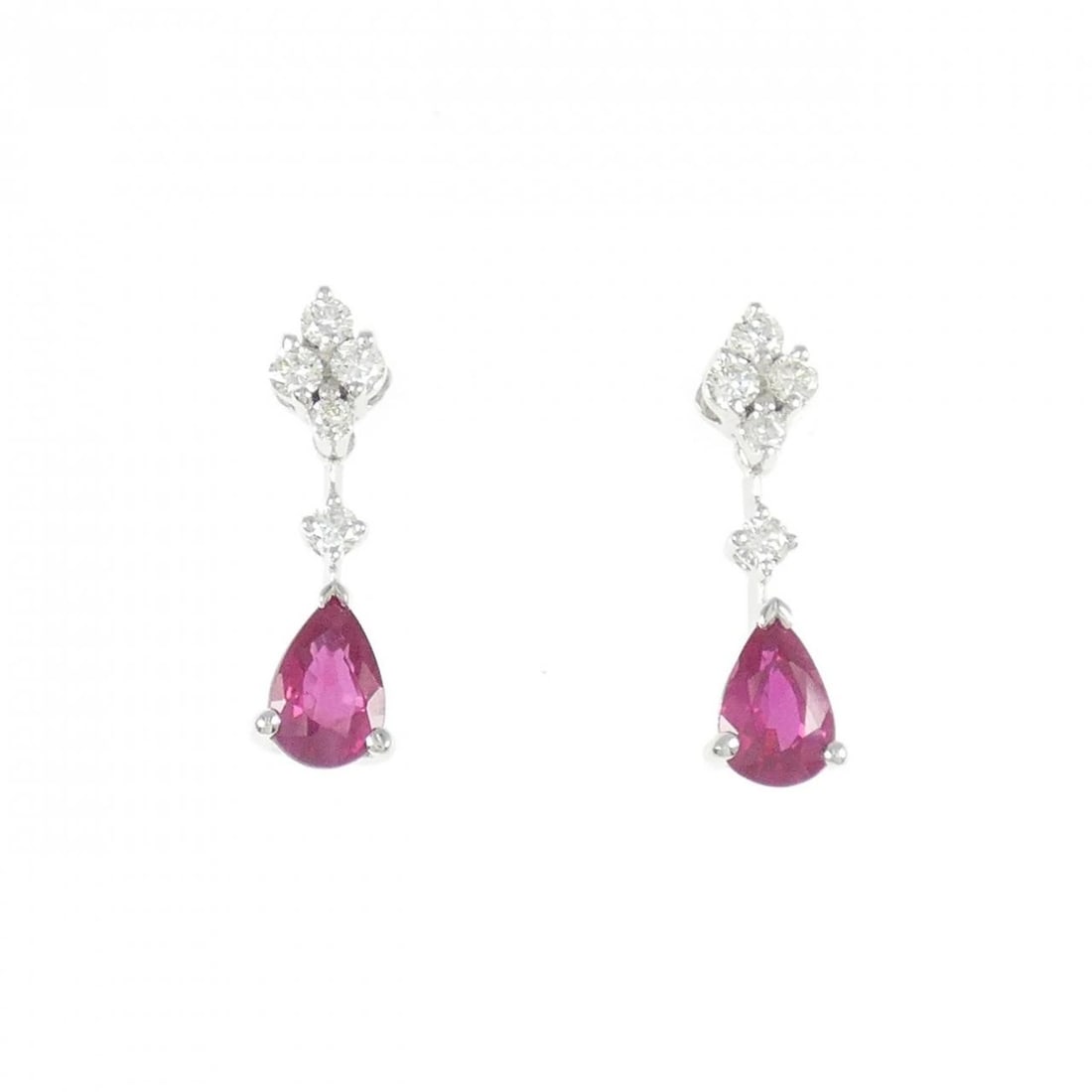 750WG RUBY PIERCE: 750WG Ruby Pierce Brand: Unbranded Type/Style: Ruby Pierce/Earring Material: K18WG, Main Stone Ruby Color: WG Size: Actual Size Approx. height x width: 17.3mm x 5.4mm Accessories: None Acc