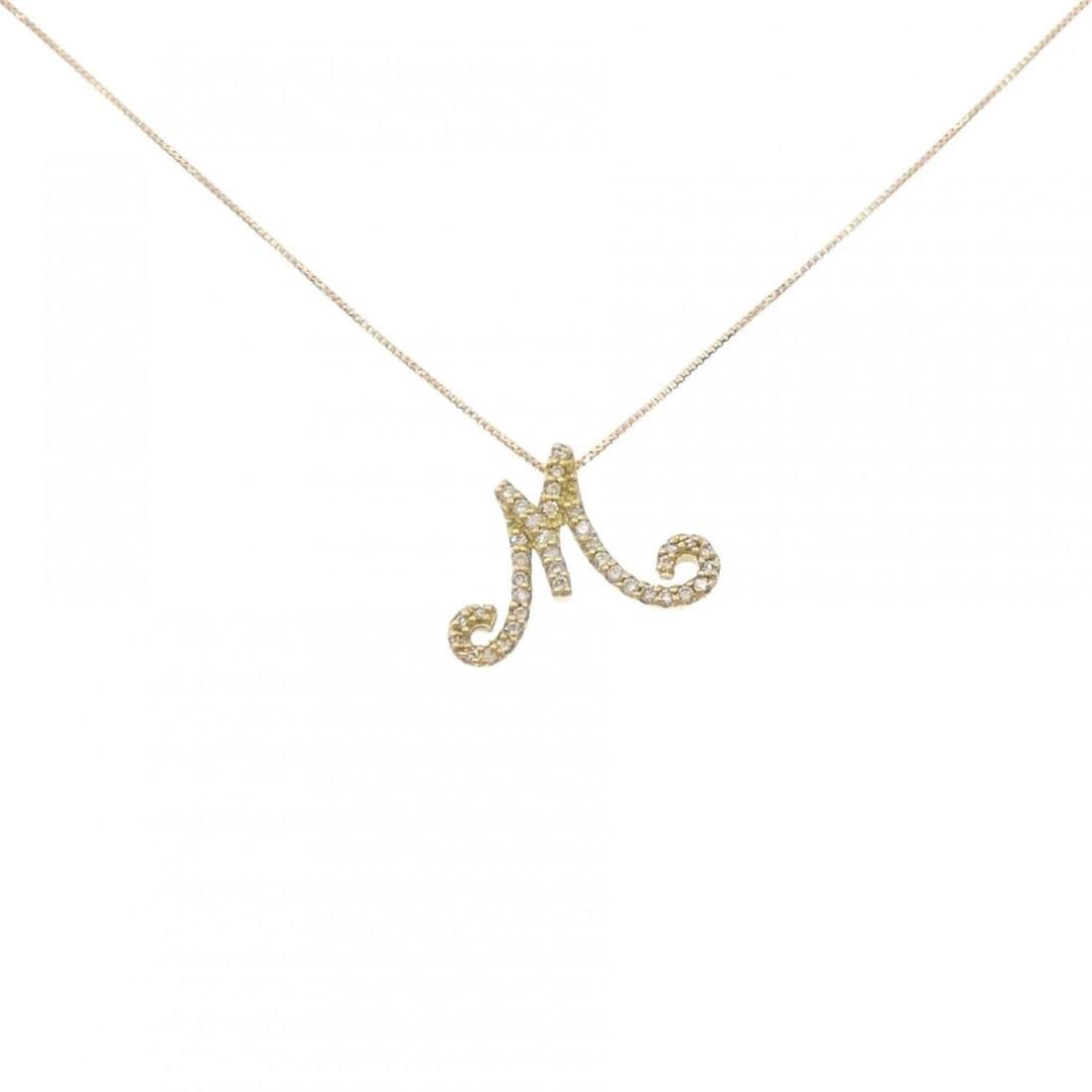 K18YG INITIAL M DIAMOND NECKLACE: K18YG Initial M Diamond Necklace Brand: Unbranded Type/Style: Diamond Necklace Material: K18YG, Color: YG Size: Size Length 45cm Accessories: None Accessories Notice: When purchasing pre-owned goods,