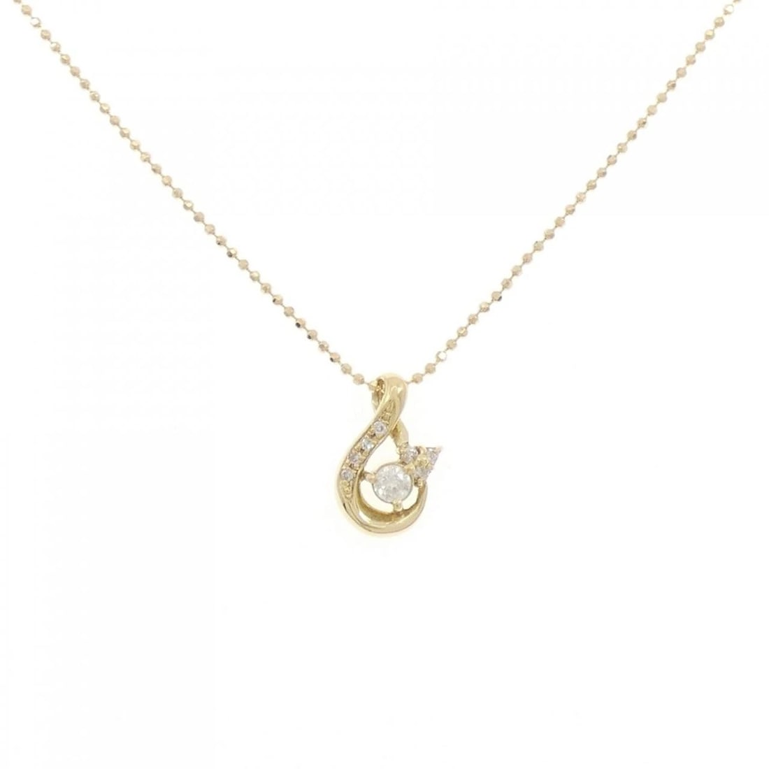 K18YG/750YG DIAMOND NECKLACE: K18YG/750YG Diamond Necklace Brand: Unbranded Type/Style: Diamond Necklace Material: K18YG, Color: YG Size: Size Length 41cm Accessories: None Accessories Notice: When purchasing pre-owned goods,