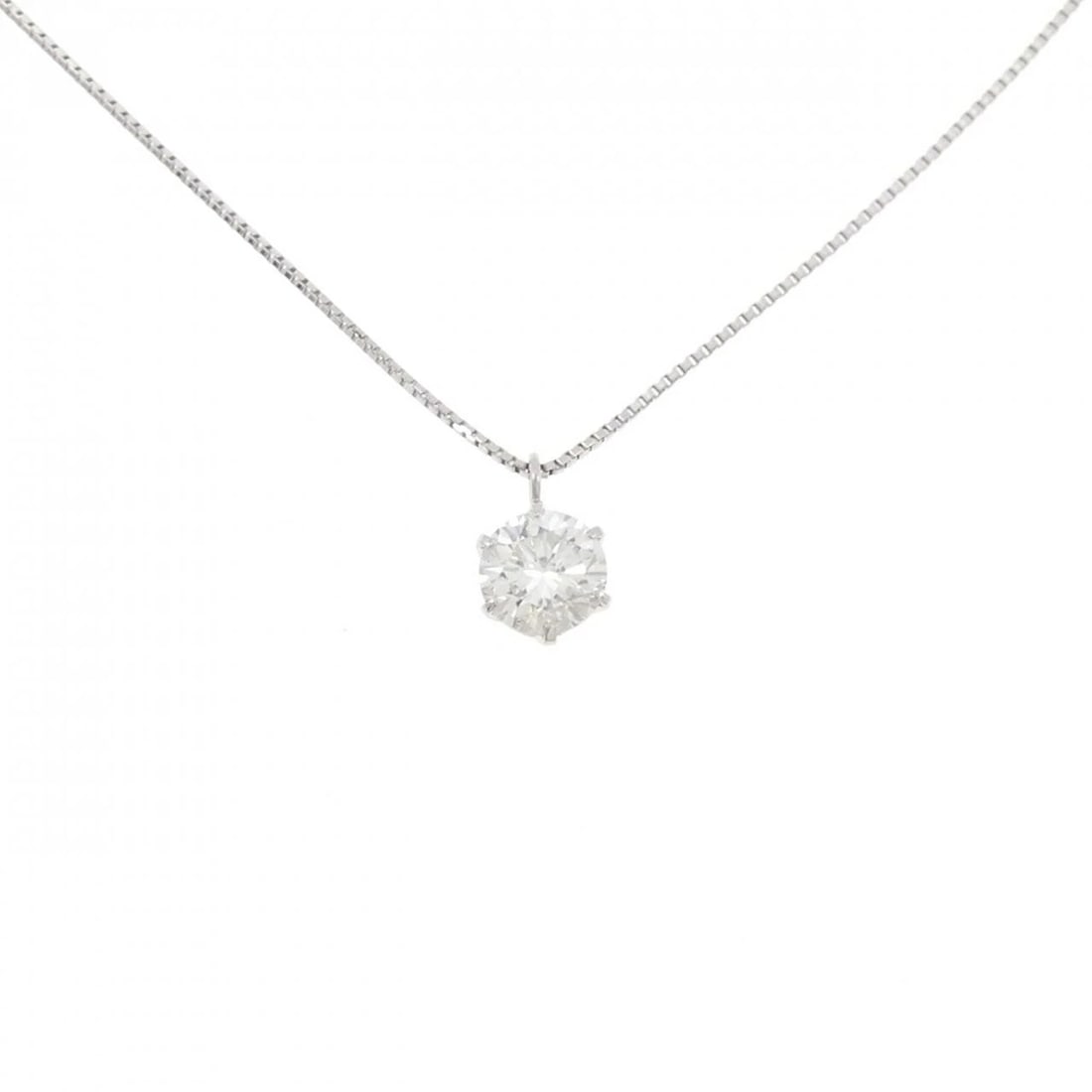 PT900/PT850 SOLITAIRE DIAMOND NECKLACE: PT900/PT850 Solitaire Diamond Necklace Brand: Unbranded Type/Style: Diamond Necklace Material: PT900/PT850, Color: PT Size: Size Length 45cm Accessories: None Accessories Notice: When purchasing
