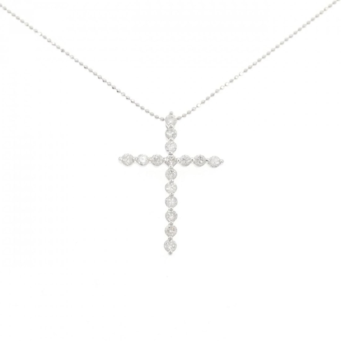 K18WG DIAMOND NECKLACE: K18WG Diamond Necklace Brand: Unbranded Type/Style: Diamond Necklace Material: K18WG, Color: WG Size: Size Length 50cm Accessories: None Accessories Notice: When purchasing pre-owned goods