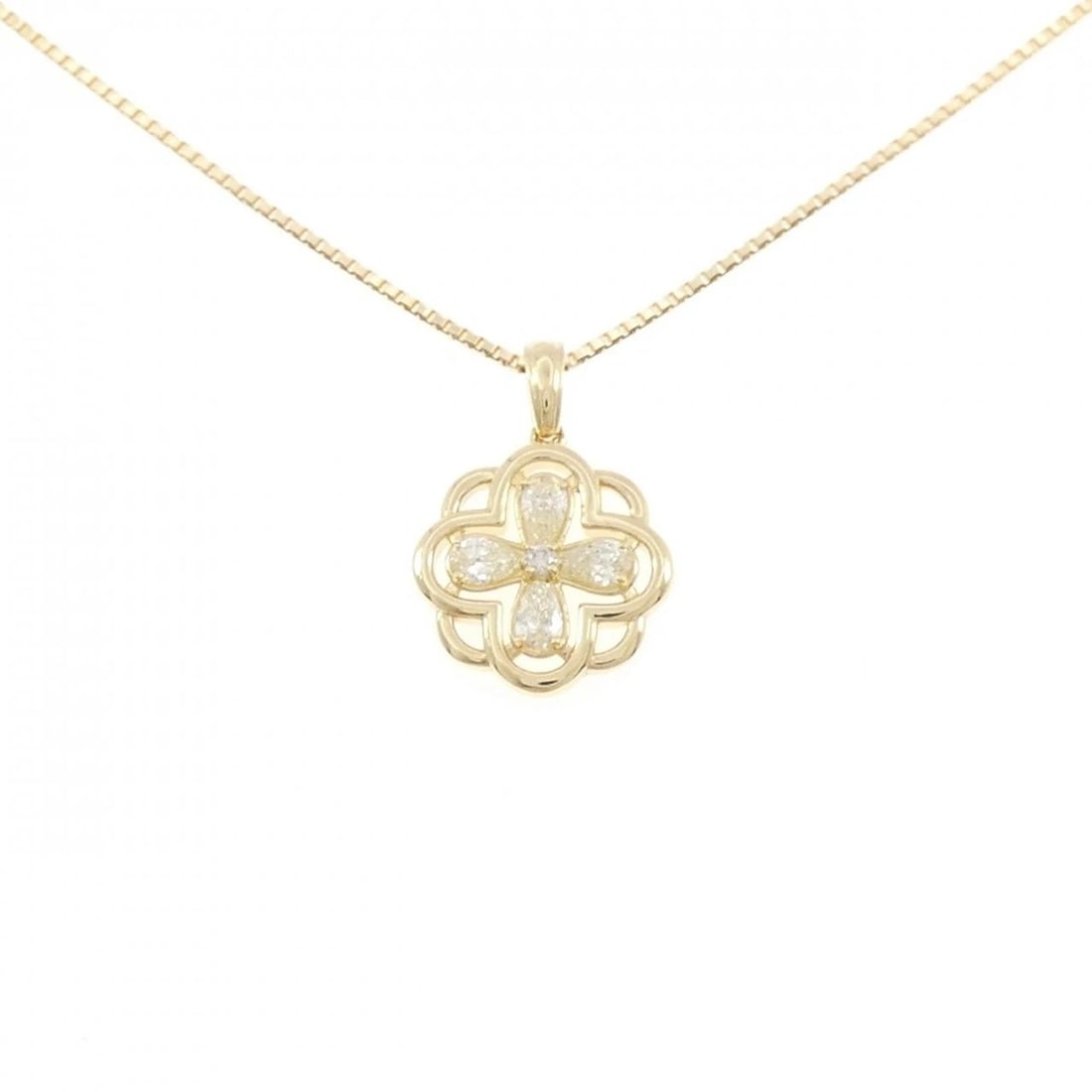 K18YG FLOWER DIAMOND NECKLACE: K18YG Flower Diamond Necklace Brand: Unbranded Type/Style: Diamond Necklace Material: K18YG, Color: YG Size: Size Length 40cm Accessories: None Accessories Notice: When purchasing pre-owned goods,