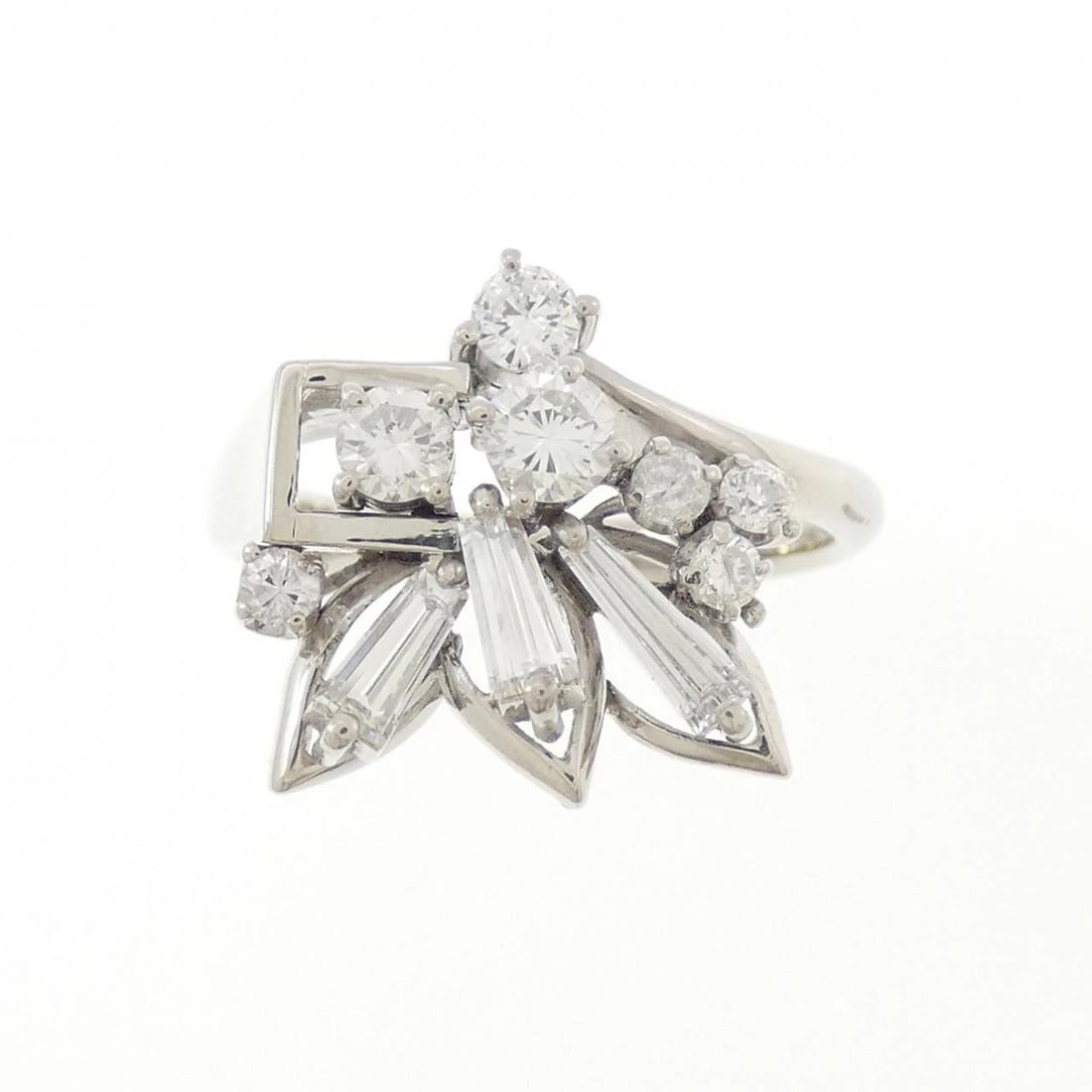PT900 DIAMOND RING - 2