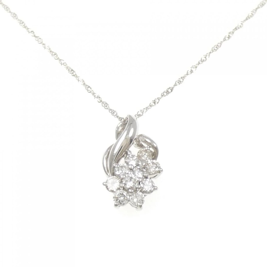 PT900/PT850 DIAMOND NECKLACE: PT900/PT850 Diamond Necklace Brand: Unbranded Type/Style: Diamond Necklace Material: Platinum900/Platinum850, Color: Does Not Apply Size: Length: 50cm Accessories: None Accessories Notice: When