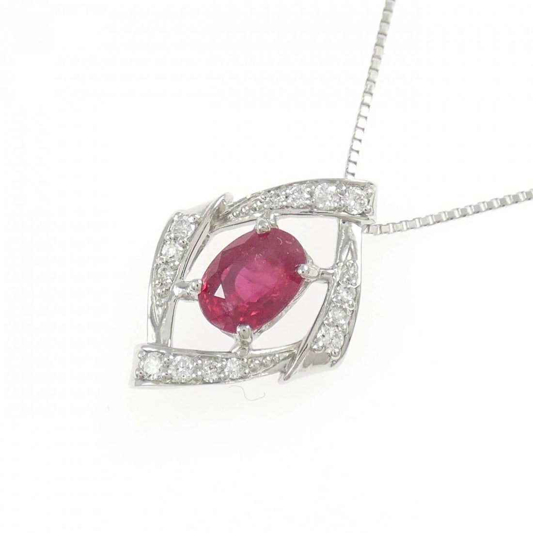 PT900/PT850 RUBY NECKLACE - 3