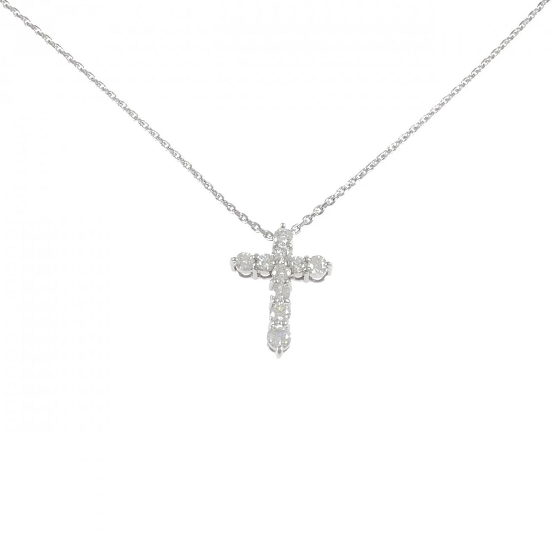 PT900/PT850 CROSS DIAMOND NECKLACE: PT900/PT850 Cross Diamond Necklace Brand: Unbranded Type/Style: Diamond Necklace Material: Platinum900/Platinum850, Color: Does Not Apply Size: Length: 40cm Accessories: None Accessories Notice: When