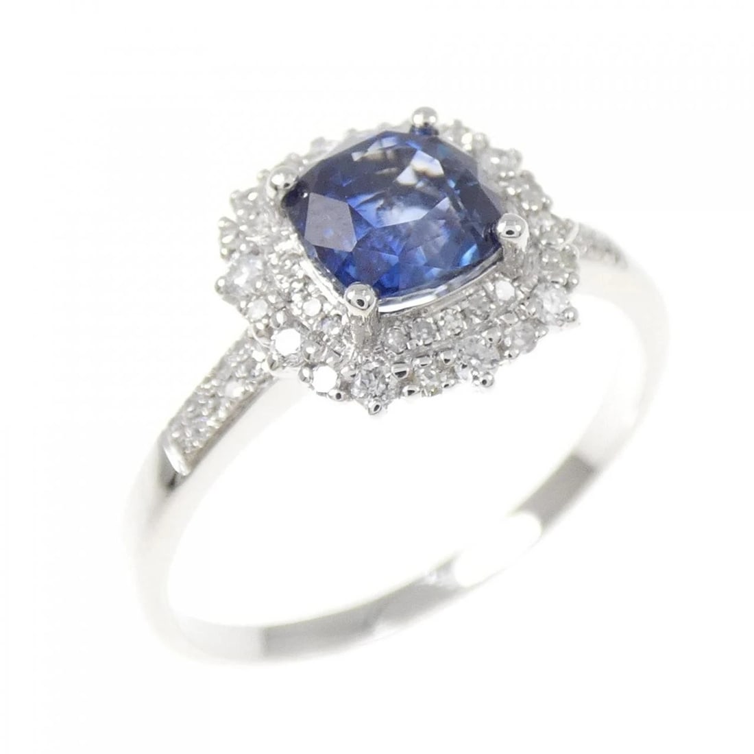 750WG SAPPHIRE RING: 750WG Sapphire Ring Brand: Unbranded Type/Style: Sapphire Ring Material: 750 white gold, Main Stone Sapphire Color: Does Not Apply Size: US7 Accessories: None Accessories Notice: When purchasing