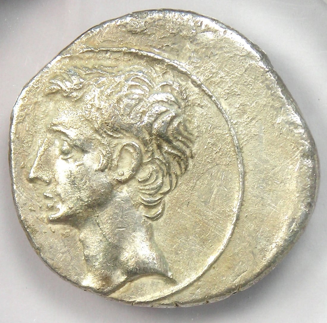 AUGUSTUS AR DENARIUS SILVER OCTAVIAN ROMAN COIN: Augustus AR Denarius Silver Octavian Roman Coin Year: 30 BC Denomination: Denarius Country of Origin: Italy Accessories: None Accessories Notice: When purchasing pre-owned goods, please refer to the p