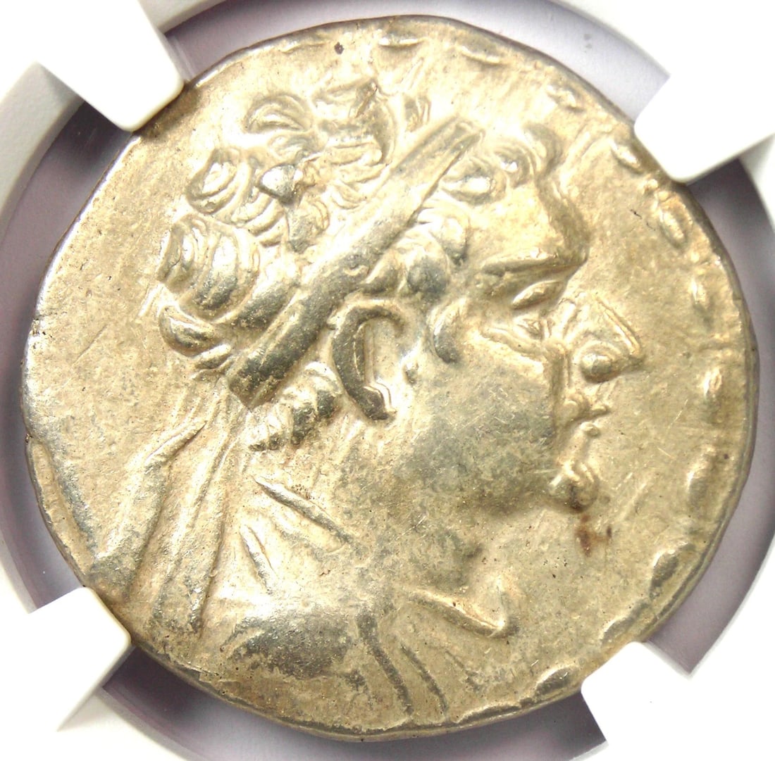 BACTRIA EUCRATIDES II AR TETRADRACHM GREEK SILVER COIN: Bactria Eucratides II AR Tetradrachm Greek Silver Coin Year : 145 BC Denomination : Tetradrachm Country of Origin : Greece Accessories: None Accessories Notice: When purchasing pre-owned goods, please