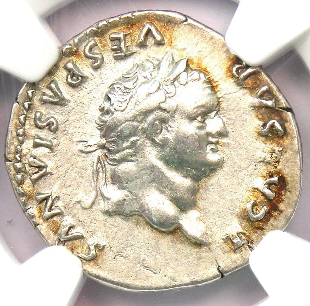 TITUS AR DENARIUS SILVER ROMAN COIN: Titus AR Denarius Silver Roman Coin Year : 79 AD Denomination : Denarius Country of Origin : Italy Accessories: None Accessories Notice: When purchasing pre-owned goods, please refer to the photos of 