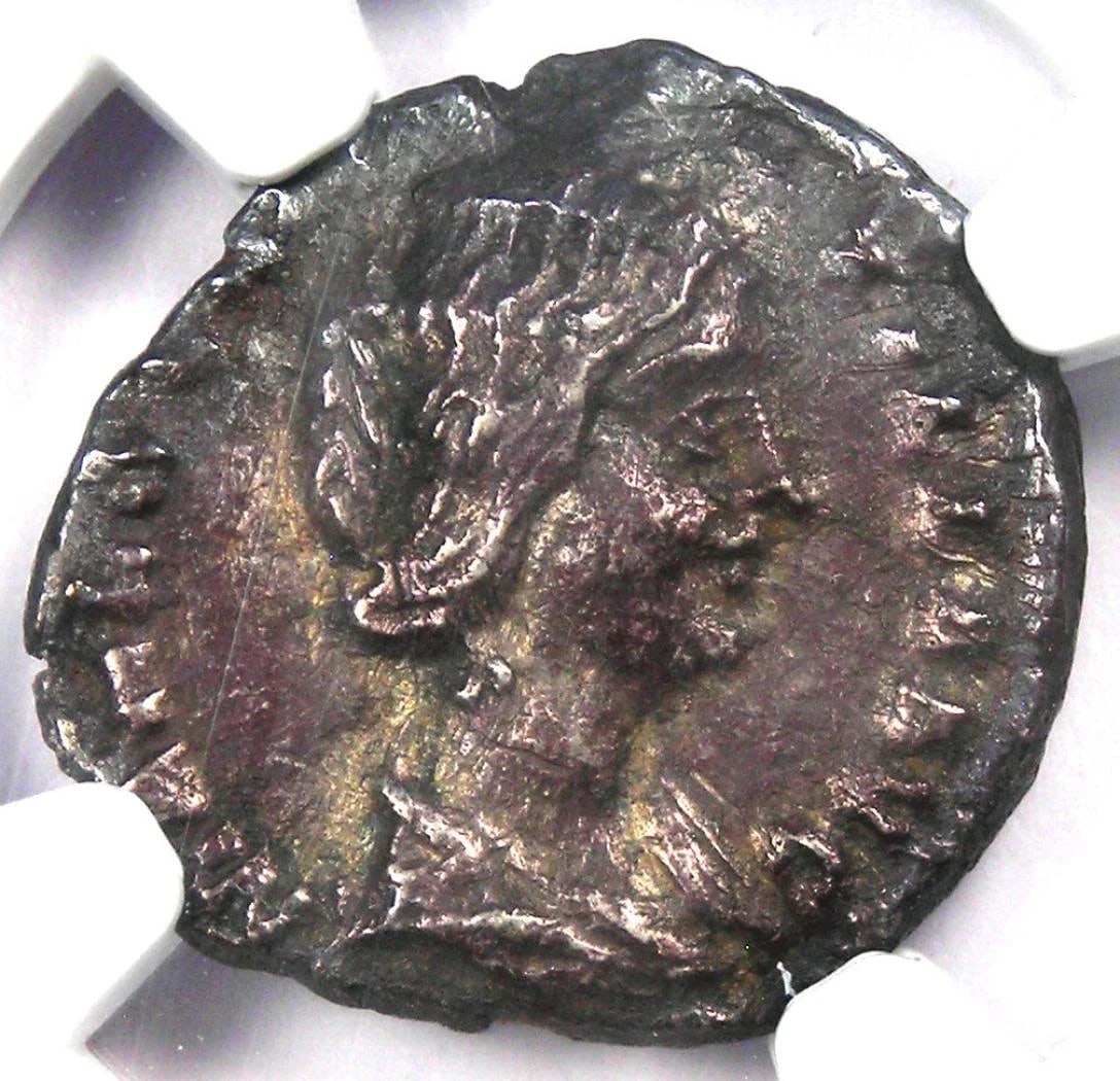 MANLIA SCANTILLA AR DENARIUS SILVER COIN: Manlia Scantilla AR Denarius Silver Coin Year : 193 AD Denomination : Denarius Country of Origin : Italy Accessories: None Accessories Notice: When purchasing pre-owned goods, please refer to the phot