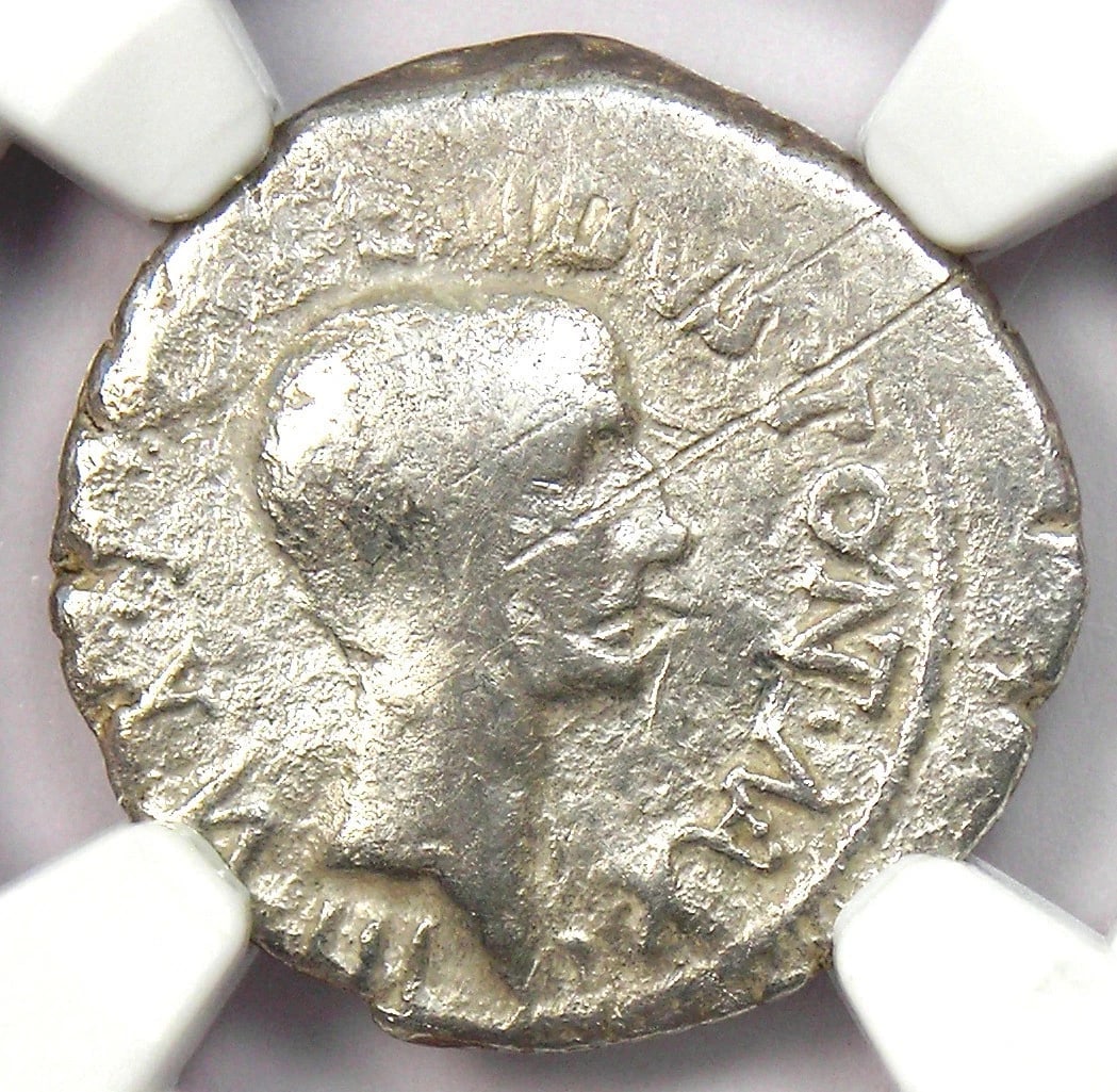 LEPIDUS AND OCTAVIAN AR DENARIUS SILVER ROMAN COIN: Lepidus and Octavian AR Denarius Silver Roman Coin Year: 42 BC Denomination: Denarius Country of Origin: Italy Accessories: None Accessories Notice: When purchasing pre-owned goods, please refer to th