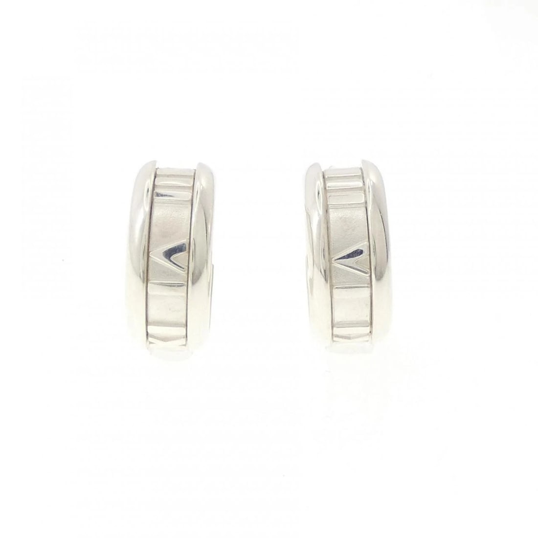 TIFFANY & CO. ATLAS NUMERIC PIERCE: TIFFANY & Co. Atlas Numeric Pierce Brand: TIFFANY&Co. Type/Style: TIFFANY&Co. Pierce/Earring Material: 925Silver, Color: Silver Size: Actual Size Approximate dimensions (height x width): 16.4cm x